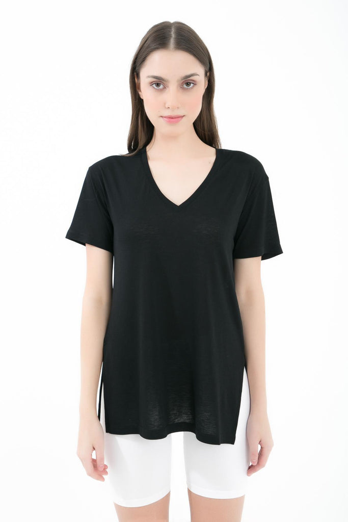 Kısa Kollu T-Shirt, V Yaka Yandan Yırtmaçlı - Boel