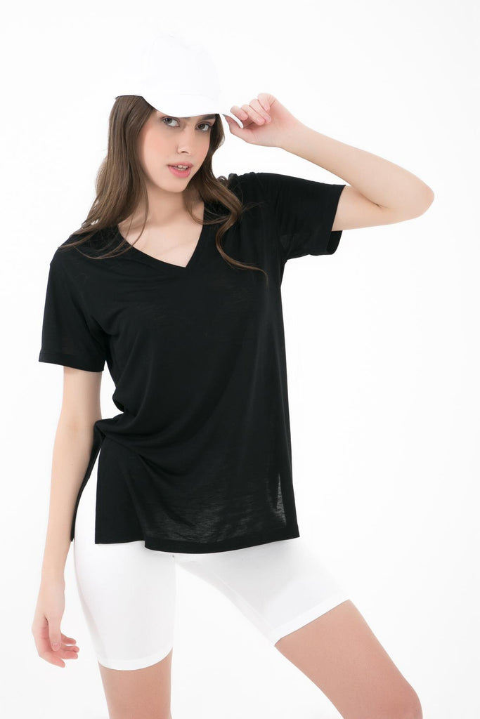 Kısa Kollu T-Shirt, V Yaka Yandan Yırtmaçlı - Boel