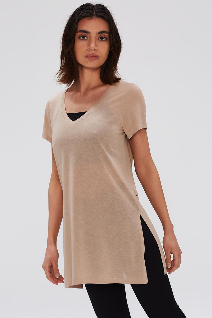 Örme T-Shirt, V Yaka Yırtmaçlı Rahat Kesim - Paloma
